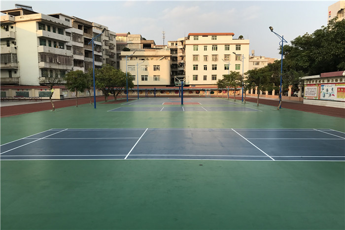 硅PU羽毛球场