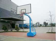 篮球架
